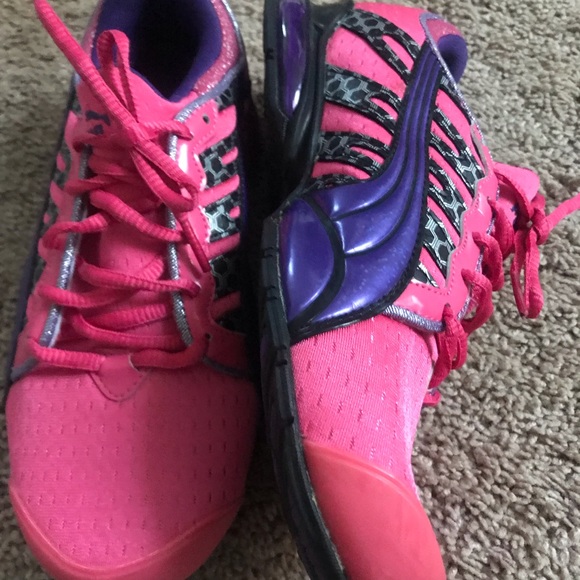 Puma Shoes - Ladies running shoes ( puma) Puma Shoes - Ladies running shoes ( puma)